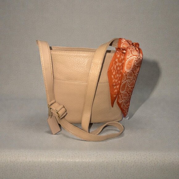 Coach Handbags - VTG Coach Sonoma Pocket Zip Crossbody 4924 Wheat Pebbled Leather Brass 90s USA